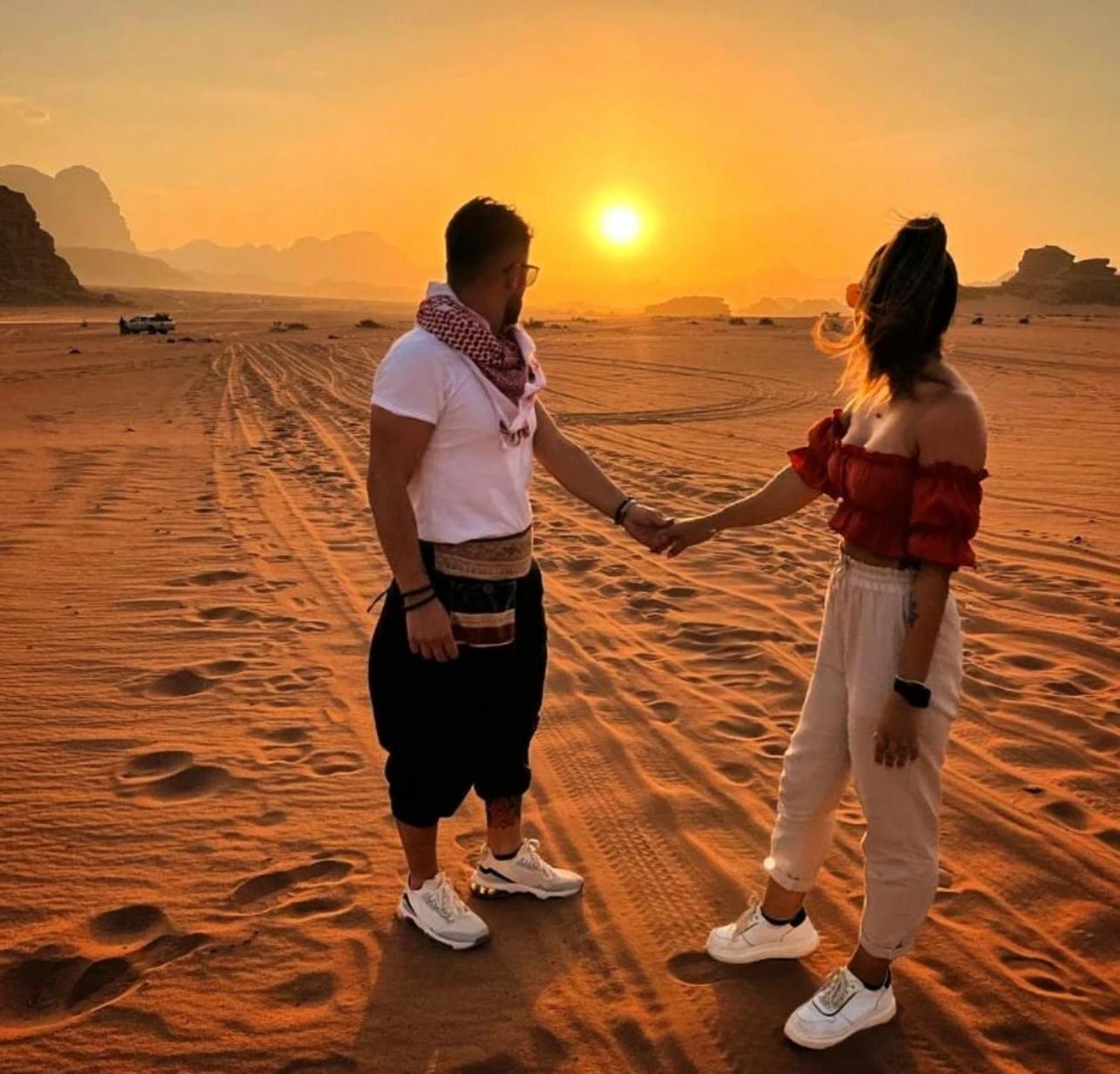 Rum Magic Luxury Camp Wadi Rum Exteriör bild