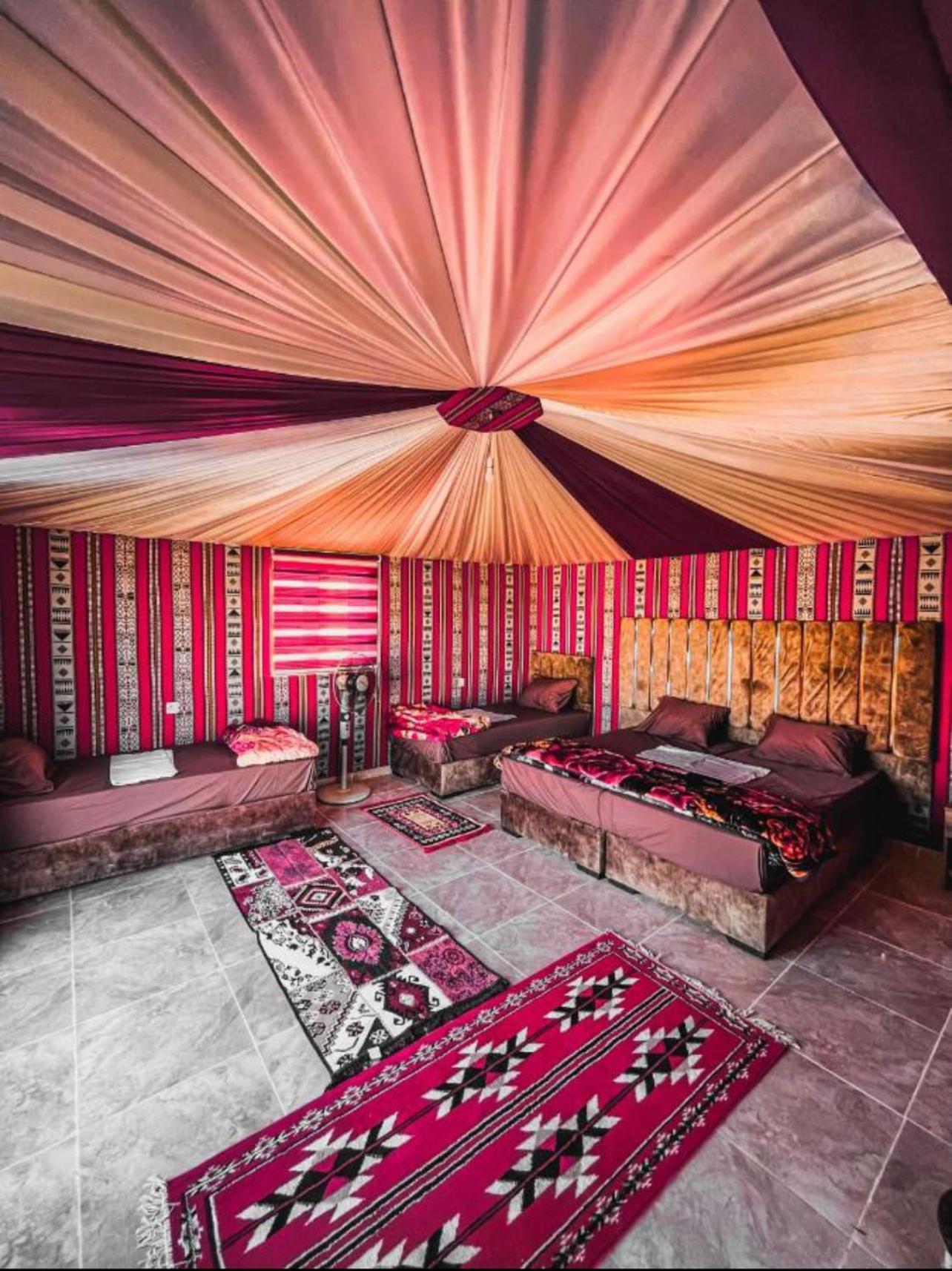 Rum Magic Luxury Camp Wadi Rum Exteriör bild