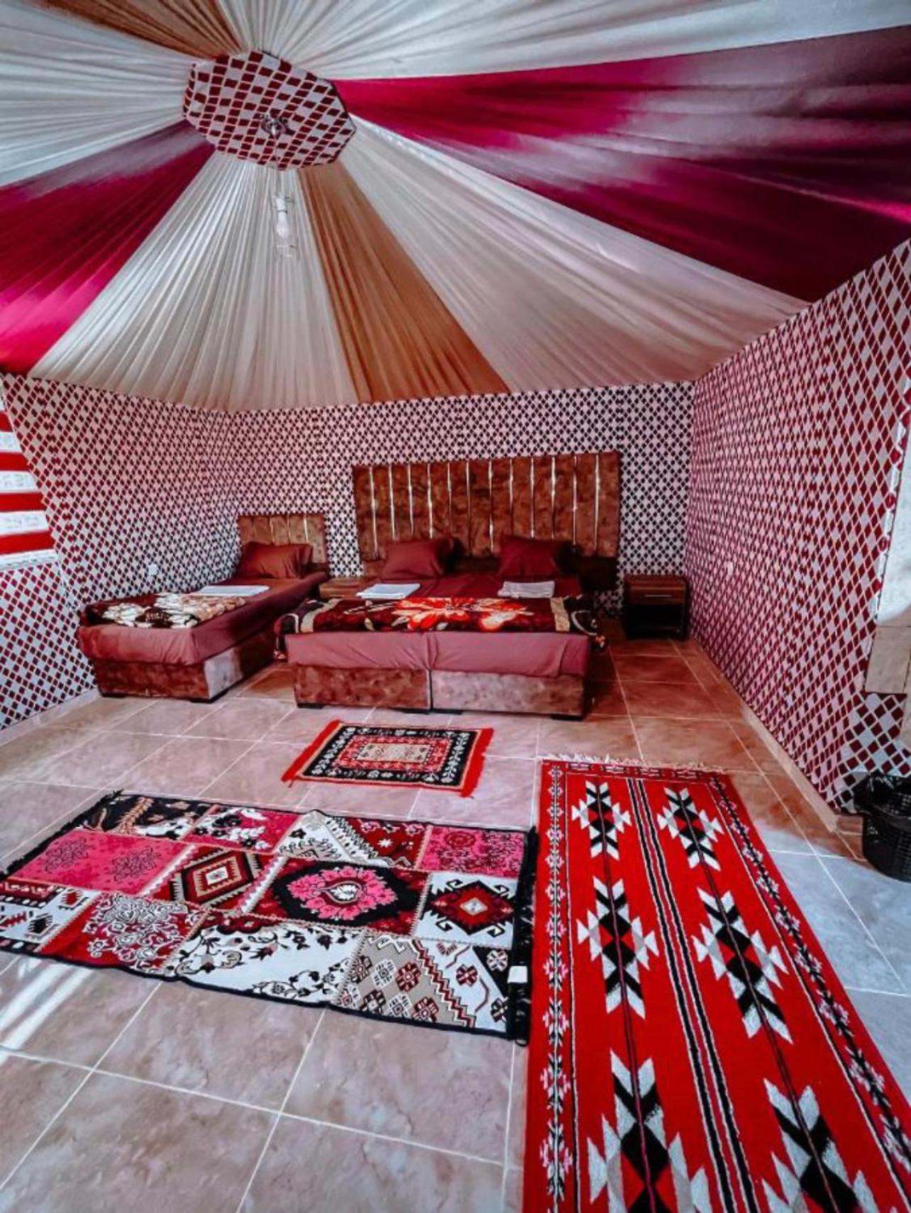Rum Magic Luxury Camp Wadi Rum Exteriör bild