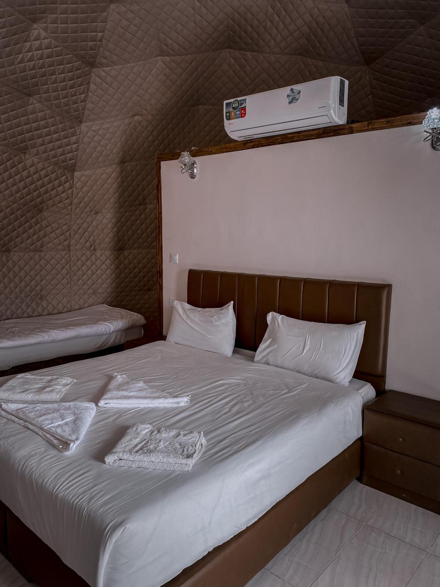 Rum Magic Luxury Camp Wadi Rum Exteriör bild