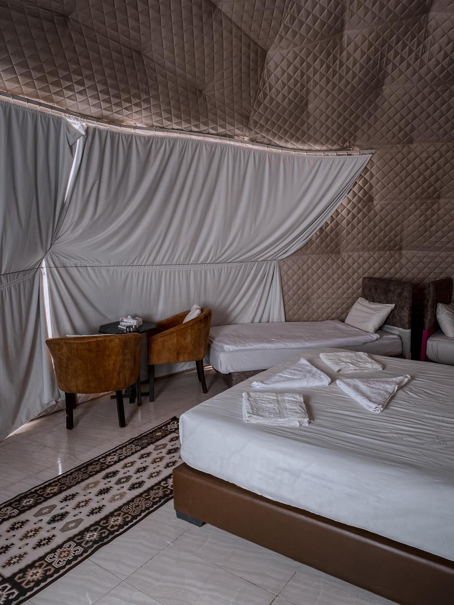 Rum Magic Luxury Camp Wadi Rum Exteriör bild